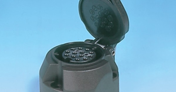 13 Pin Socket