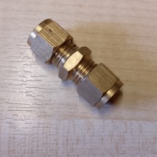6mm x 6mm Compression Inline Brass Connector Gas BSEN1254-2 scCX-6-92A2